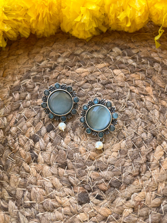 Blue stone statment Oxidized studs