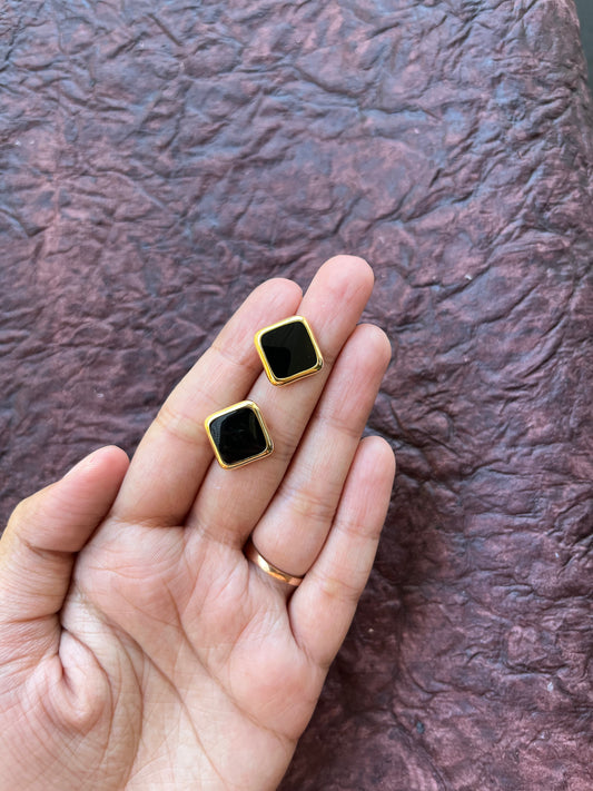 gold-black stone studs